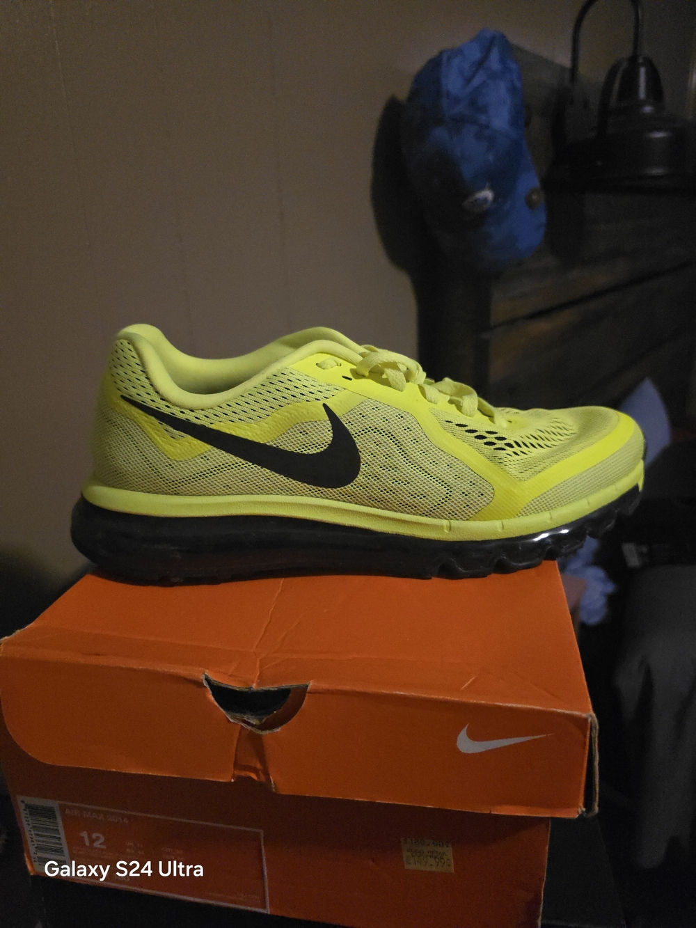 Nike Men’s Running Shoe - Neon Yellow with Black Swoosh